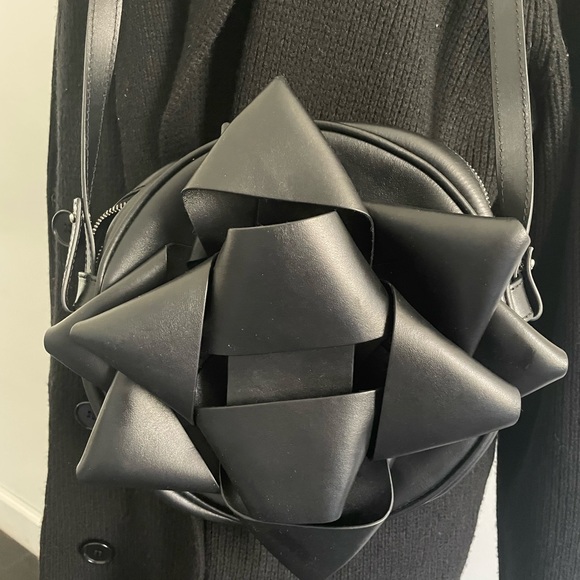 ♠️sold 🎀 MM6 MAISON MARGIELA BOW CROSSBODY black leather shoulder BAG - Picture 6 of 8